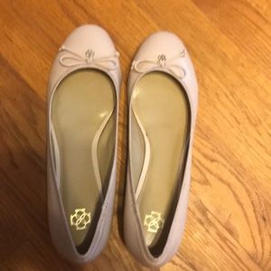 Nude Ann Taylor flats